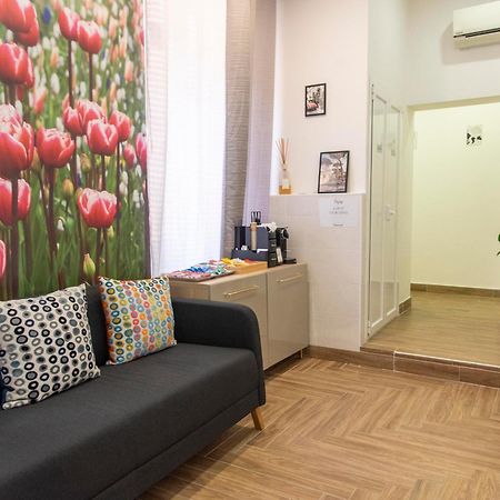 Susy'S Guest House - Room Spagna Рим Экстерьер фото