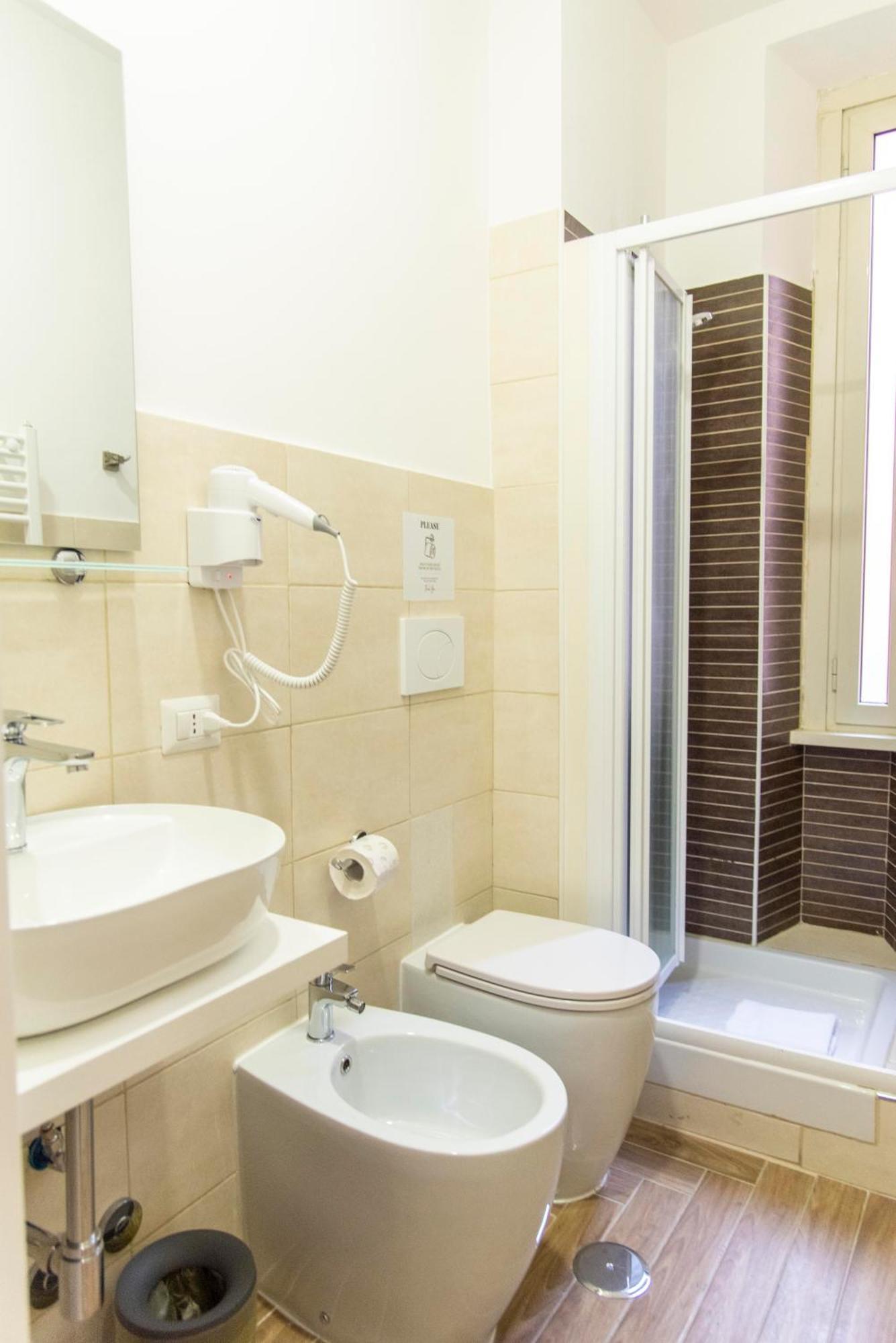 Susy'S Guest House - Room Spagna Рим Экстерьер фото