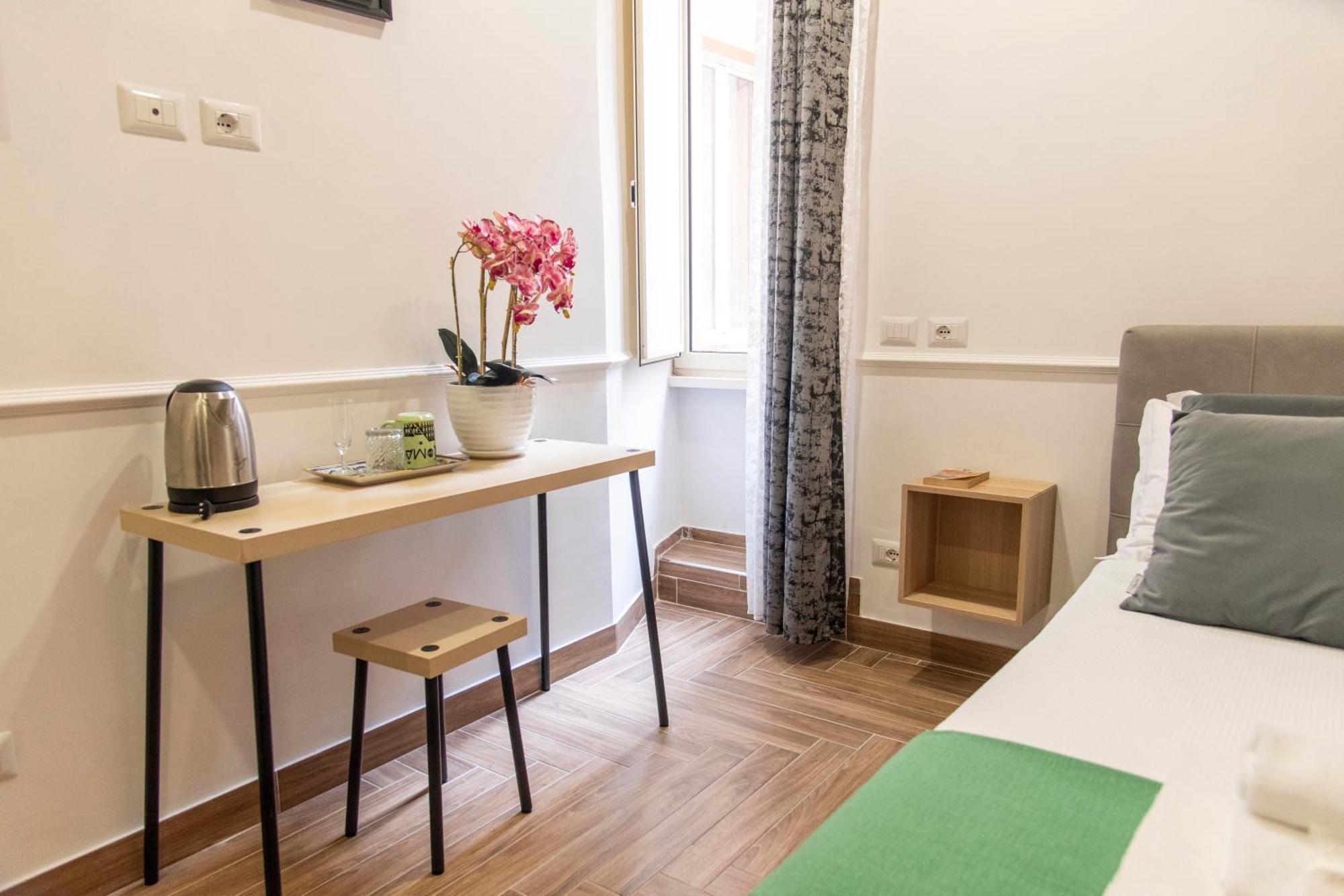 Susy'S Guest House - Room Spagna Рим Экстерьер фото